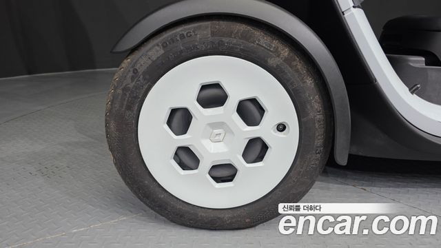 Renault (Samsung) Twizy из Кореи Encar