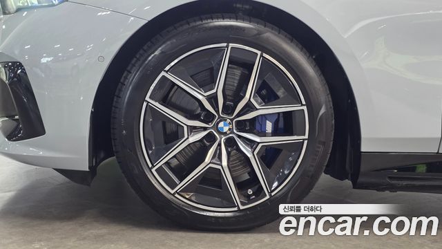 BMW i5 из Кореи Encar