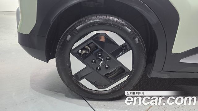 Kia EV3 из Кореи Encar
