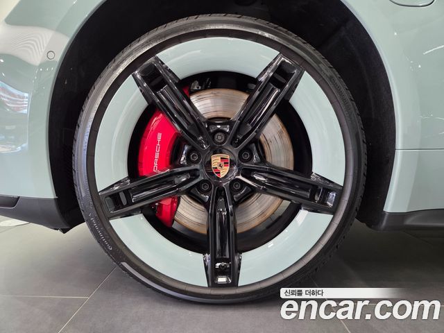 Porsche Taycan из Кореи Encar