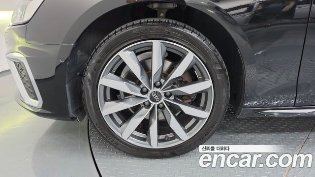 Audi A4 из Кореи Encar