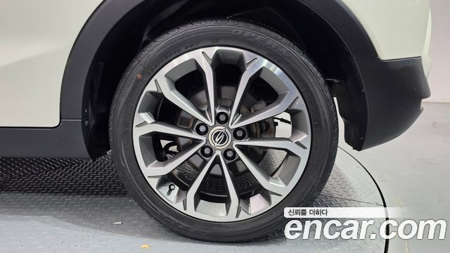 Ssangyong TIBOLI из Кореи Encar