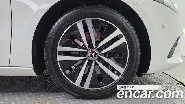 Mercedes-Benz A-Class из Кореи Encar