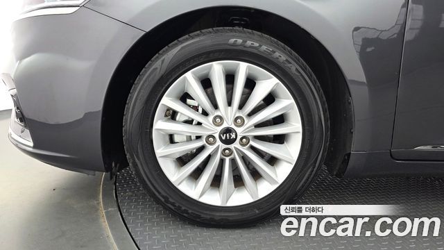 Kia K7 из Кореи Encar