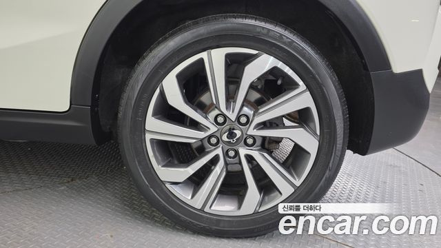Ssangyong TIBOLI из Кореи Encar