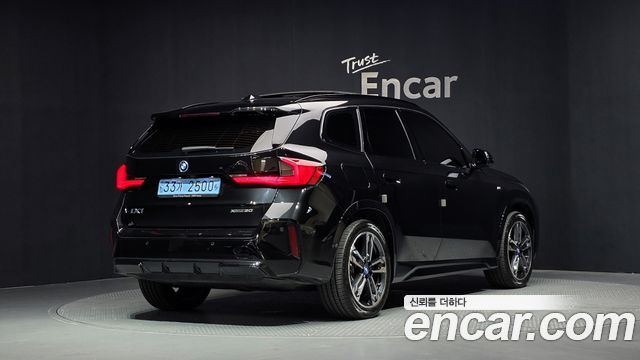 BMW iX1 из Кореи Encar
