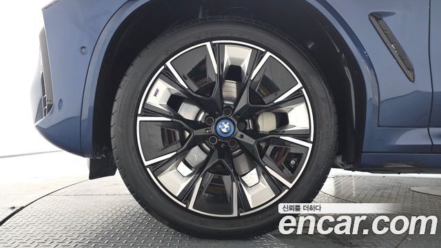 BMW iX3 из Кореи Encar
