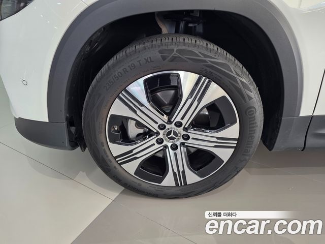 Mercedes-Benz EQB из Кореи Encar