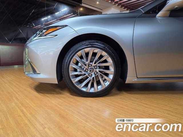 Lexus ES из Кореи Encar